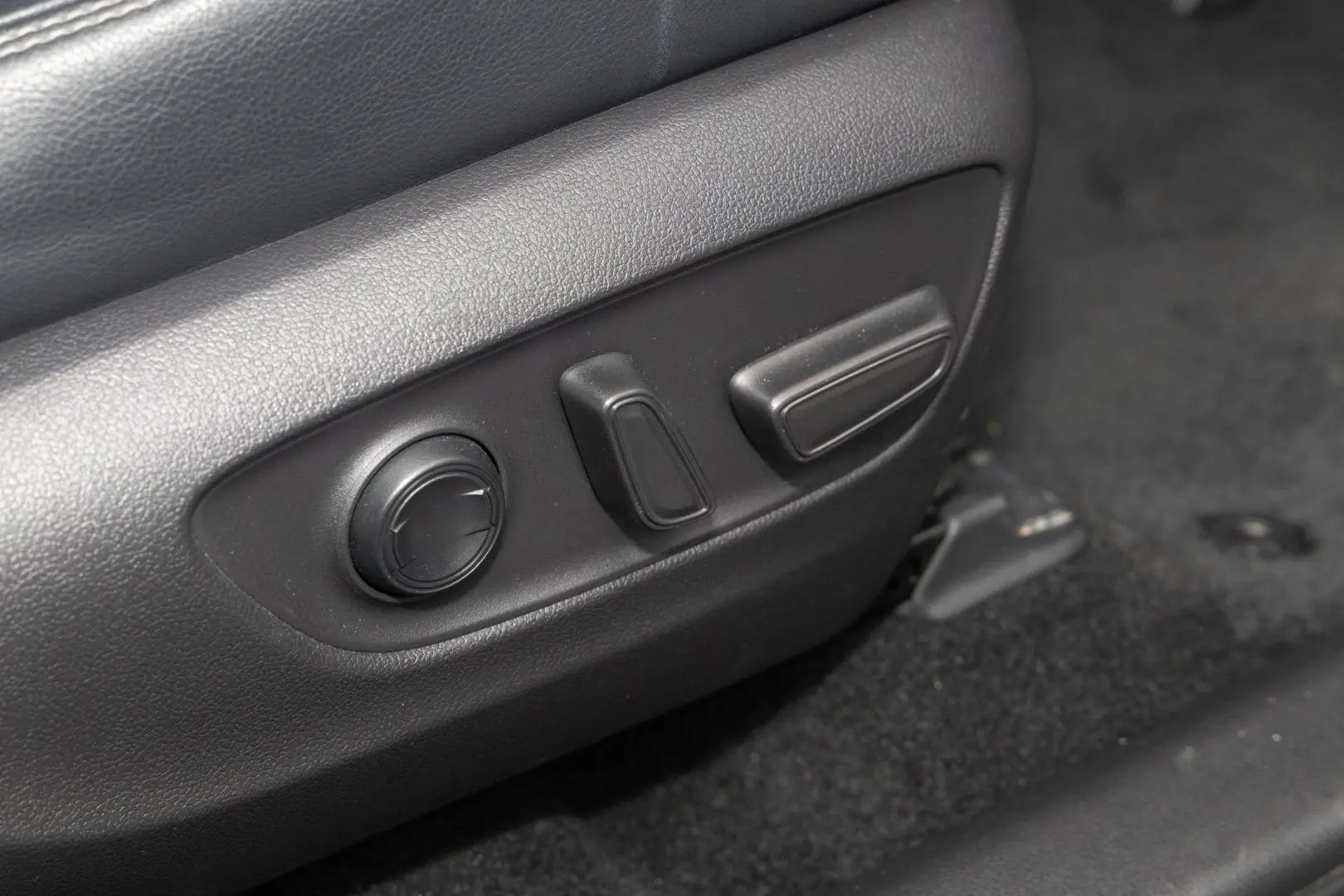 2022 Toyota RAV4 Gallery Image 19