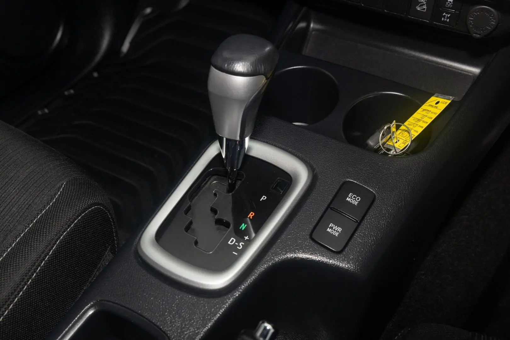 2021 Toyota Hilux Gallery Image 17