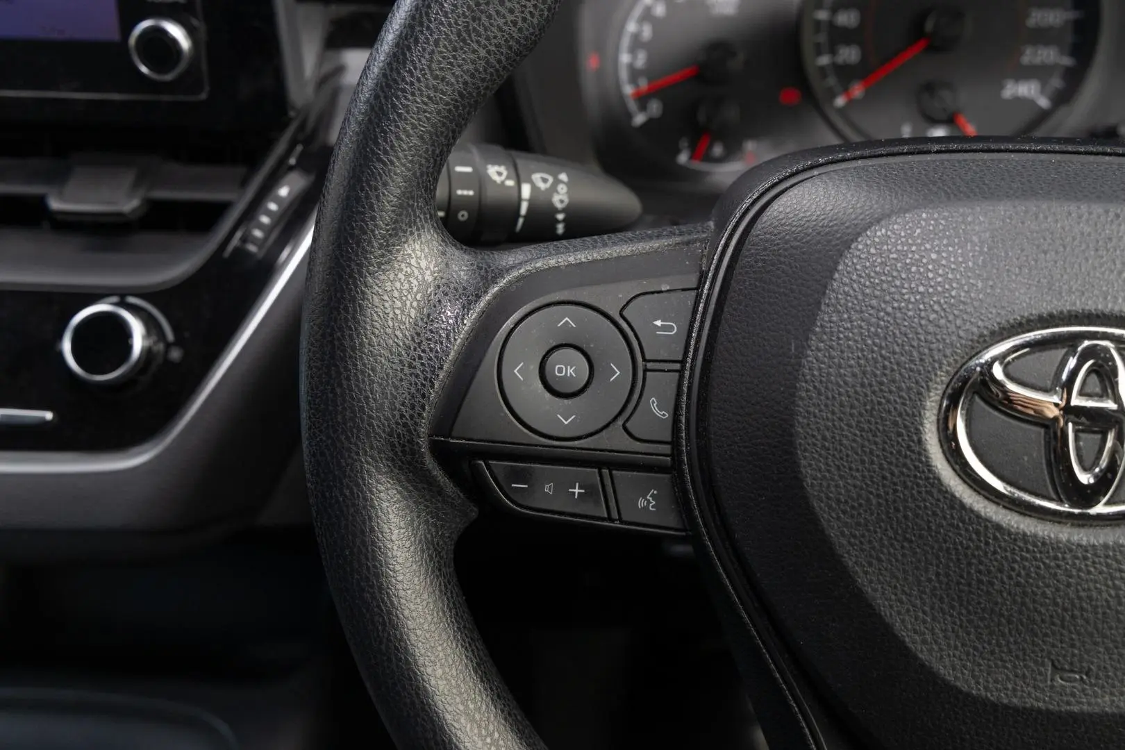 2020 Toyota Corolla Gallery Image 11