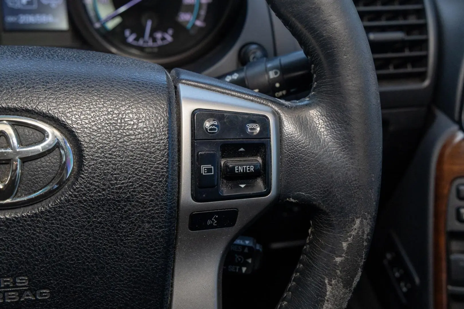 2011 Toyota Landcruiser Prado Gallery Image 12