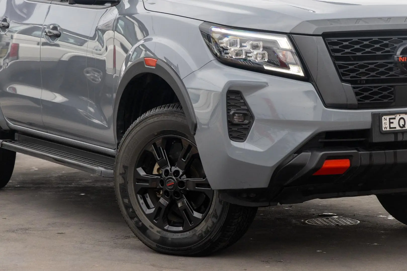 2022 Nissan Navara Gallery Image 6