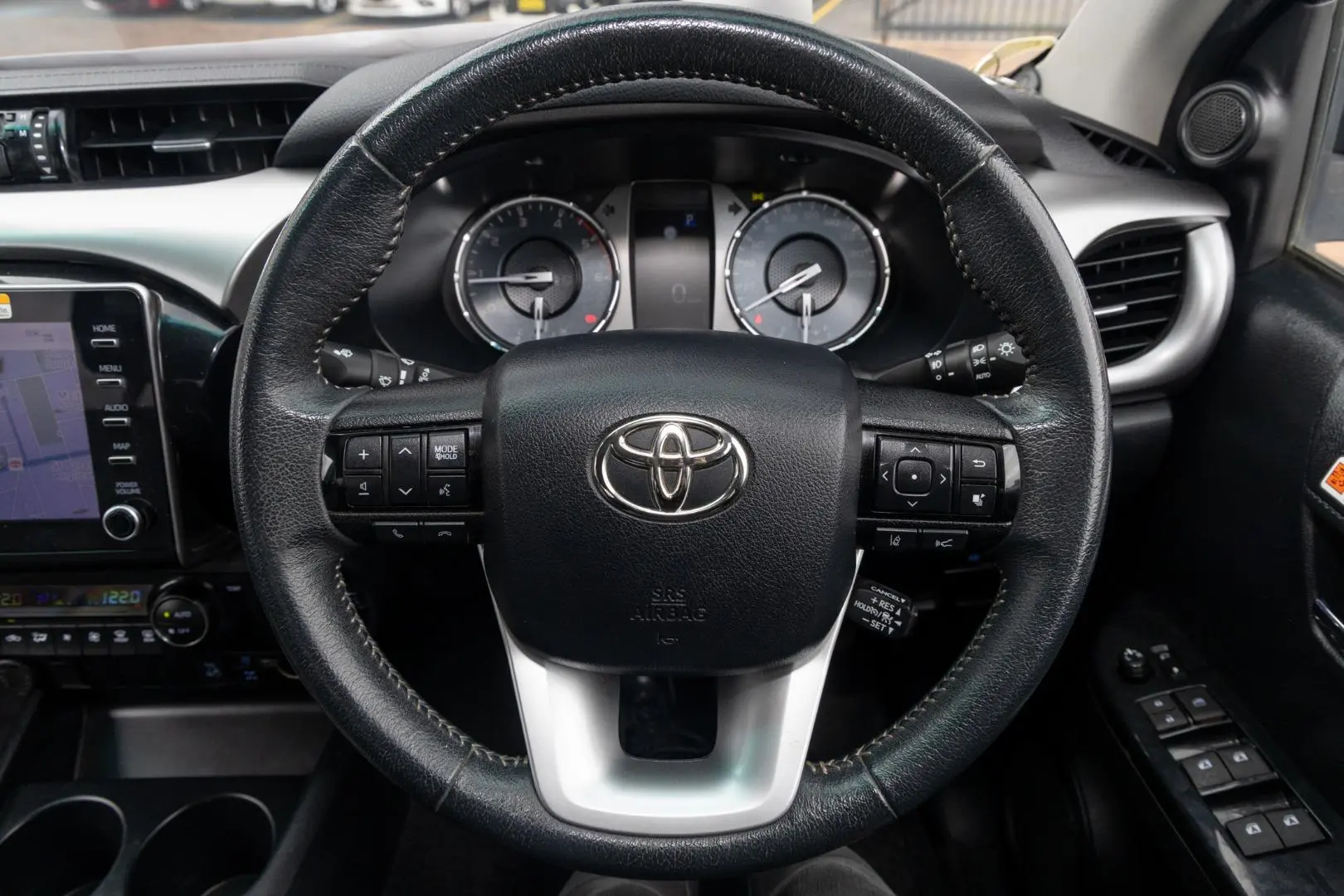 2023 Toyota Hilux Gallery Image 10