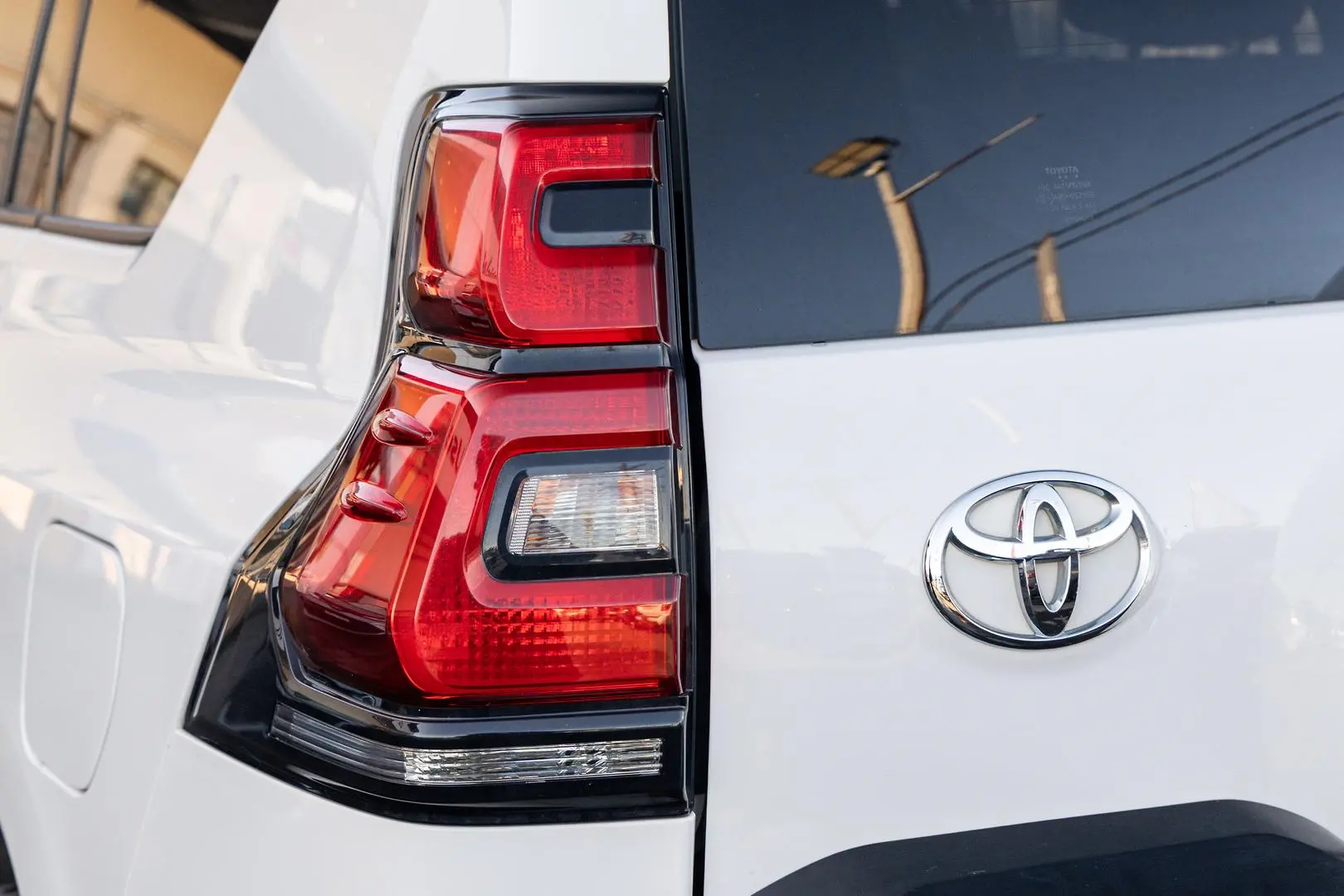 2023 Toyota Landcruiser Prado Gallery Image 20