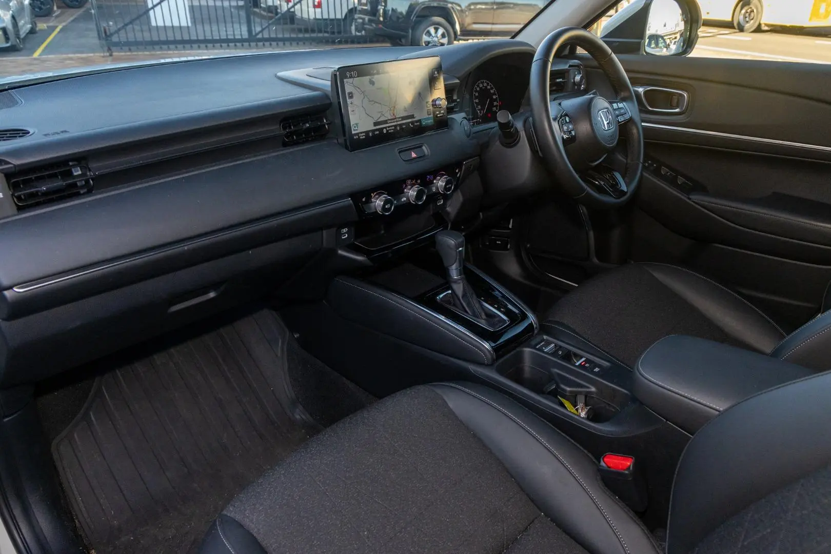 2024 Honda HR-V Gallery Image 8