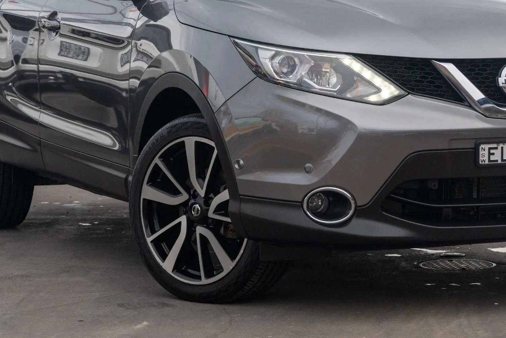 2016 Nissan QASHQAI Gallery Image 6