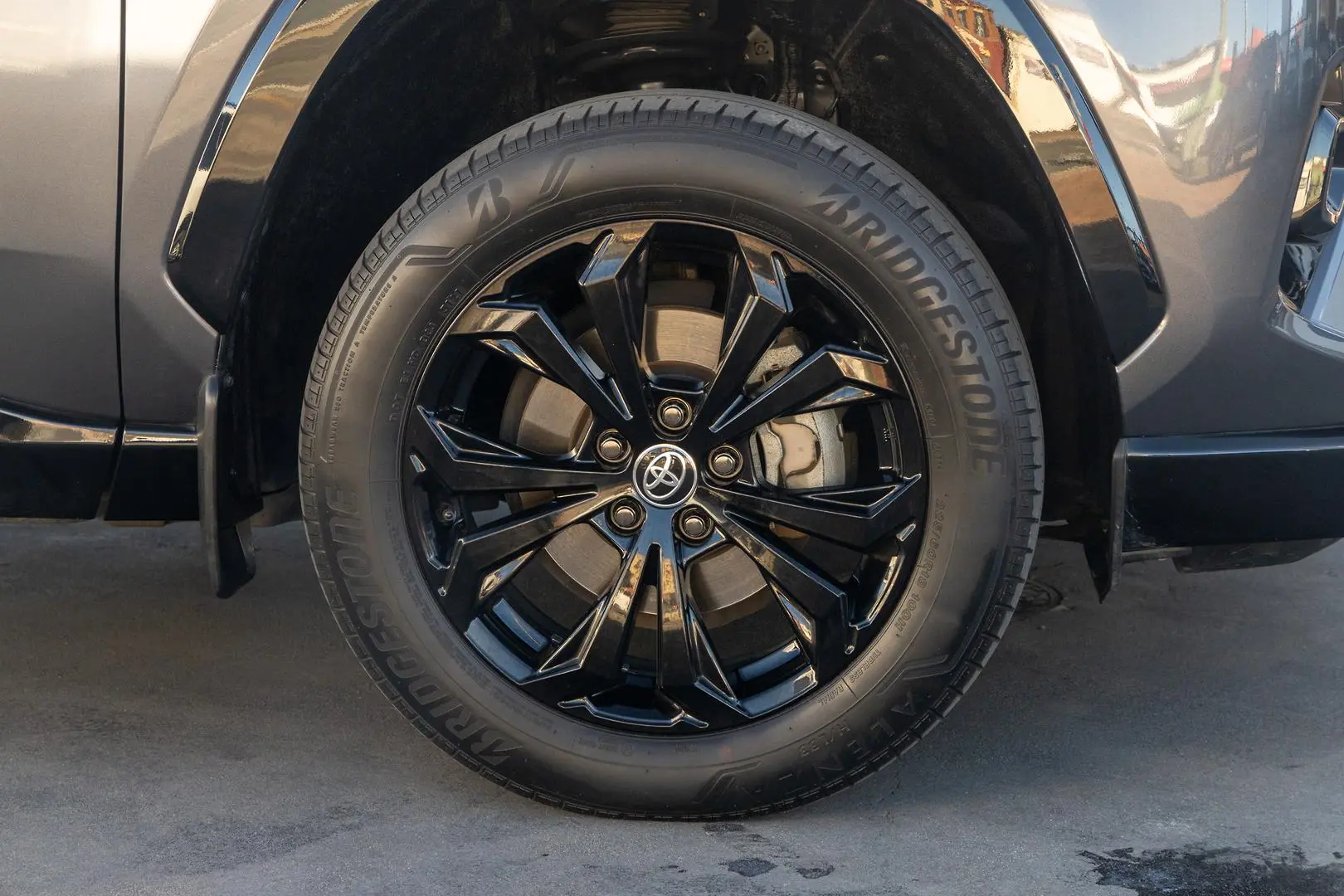 2022 Toyota RAV4 Gallery Image 22