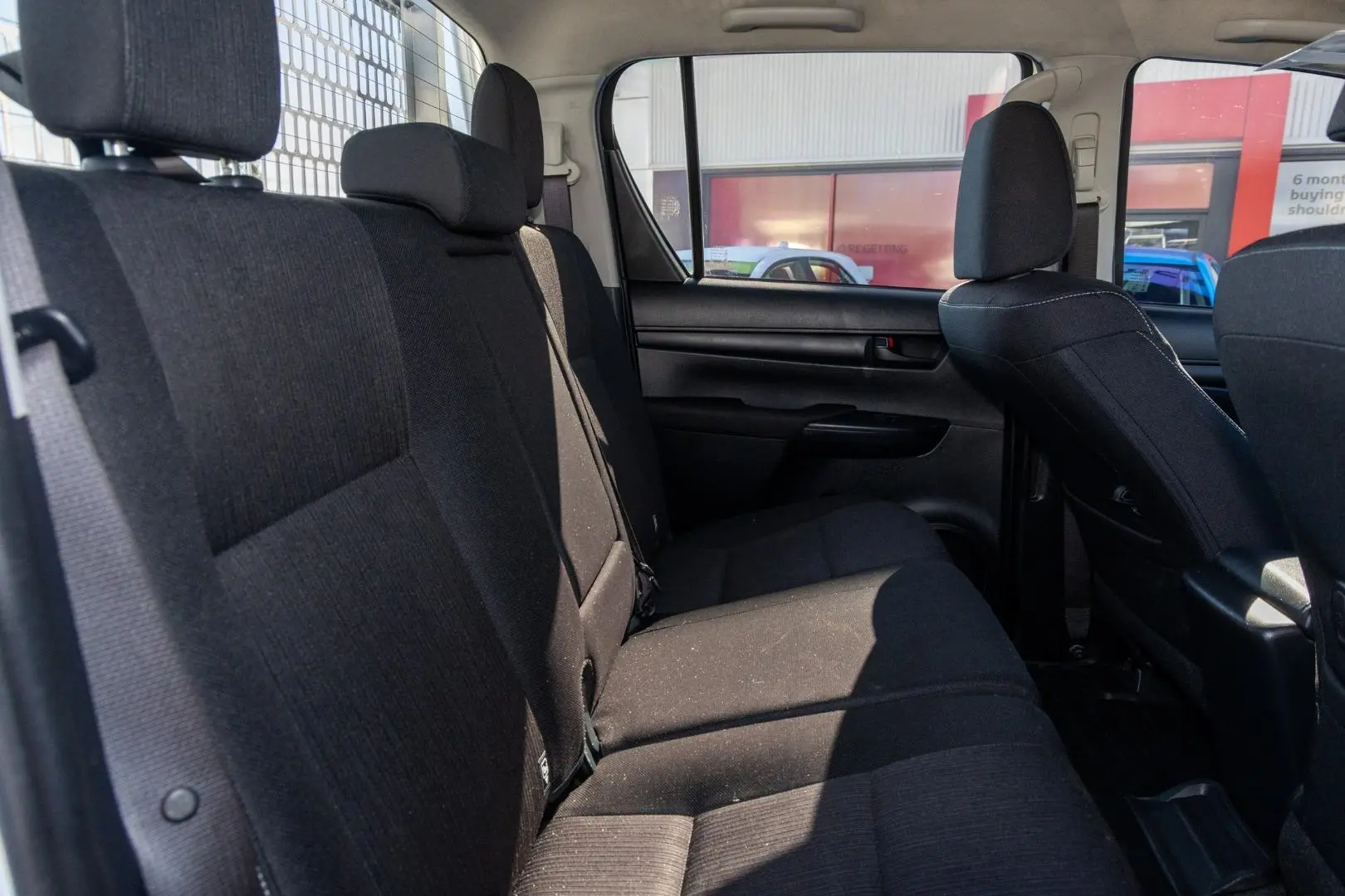 2022 Toyota Hilux Gallery Image 9