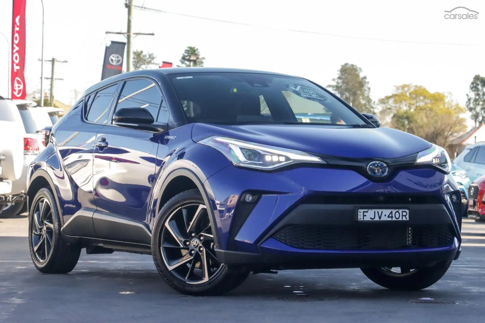 2023 Toyota C-HR Image 1