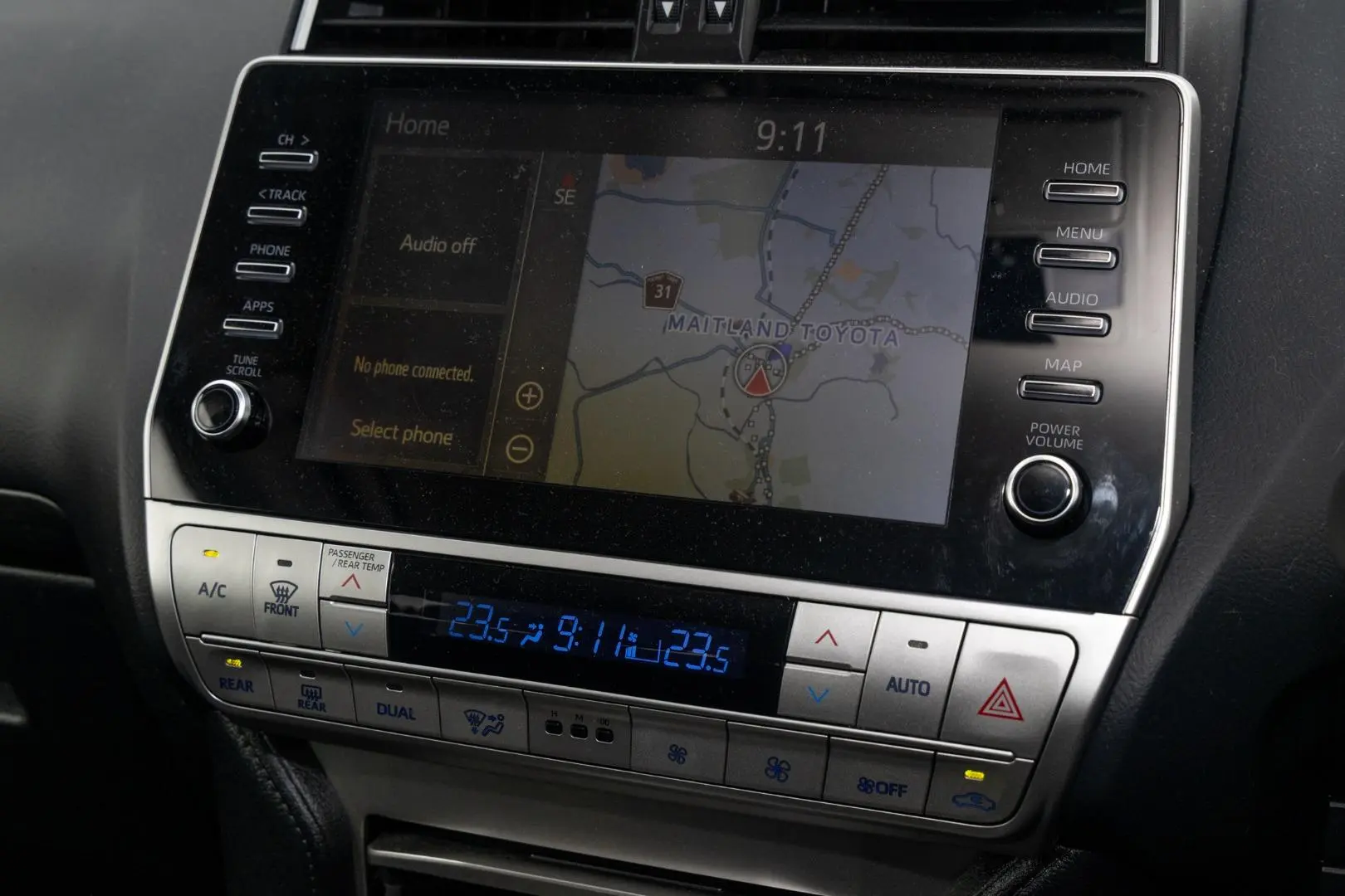2021 Toyota Landcruiser Prado Gallery Image 14