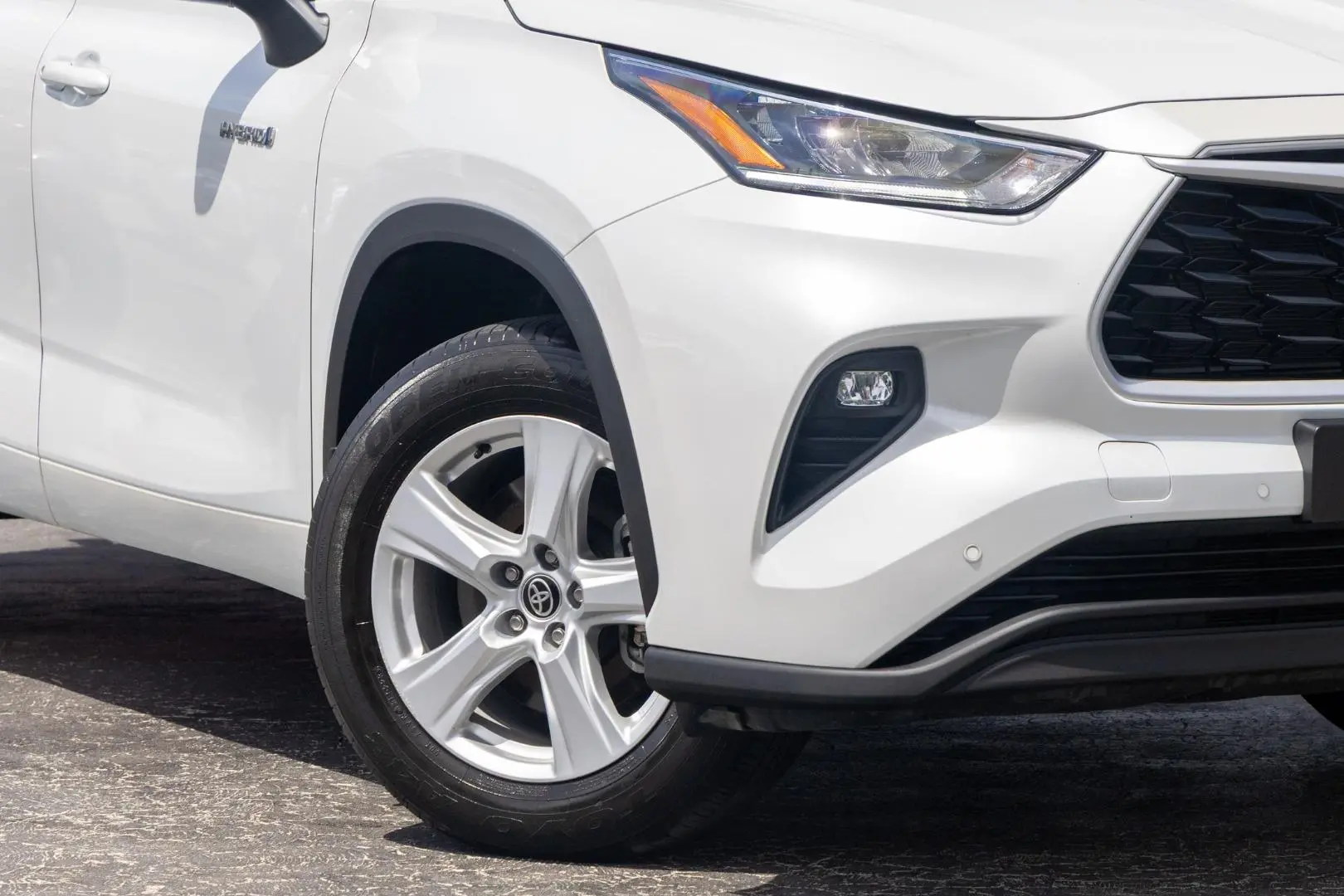 2023 Toyota Kluger Gallery Image 6