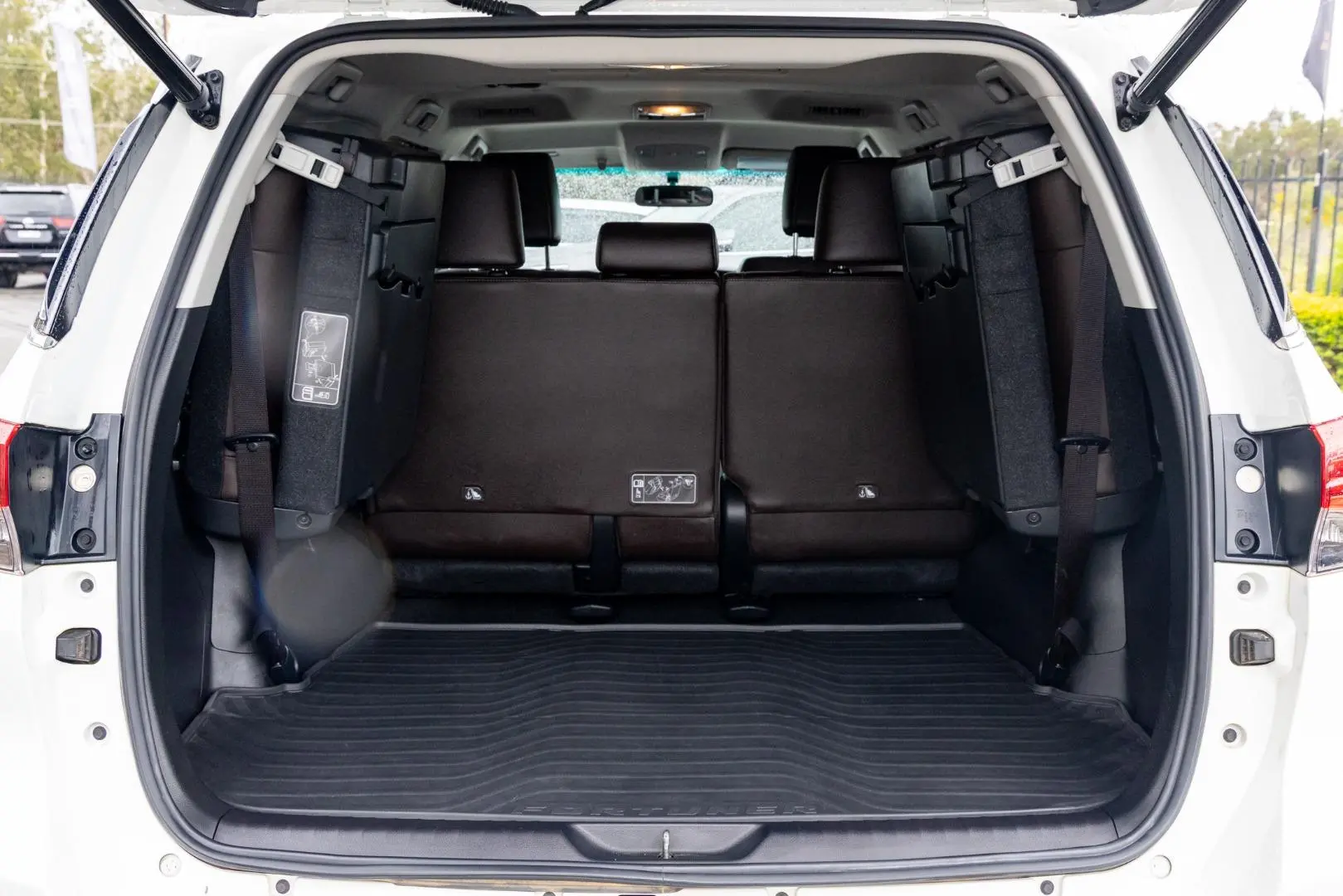 2018 Toyota Fortuner Gallery Image 19