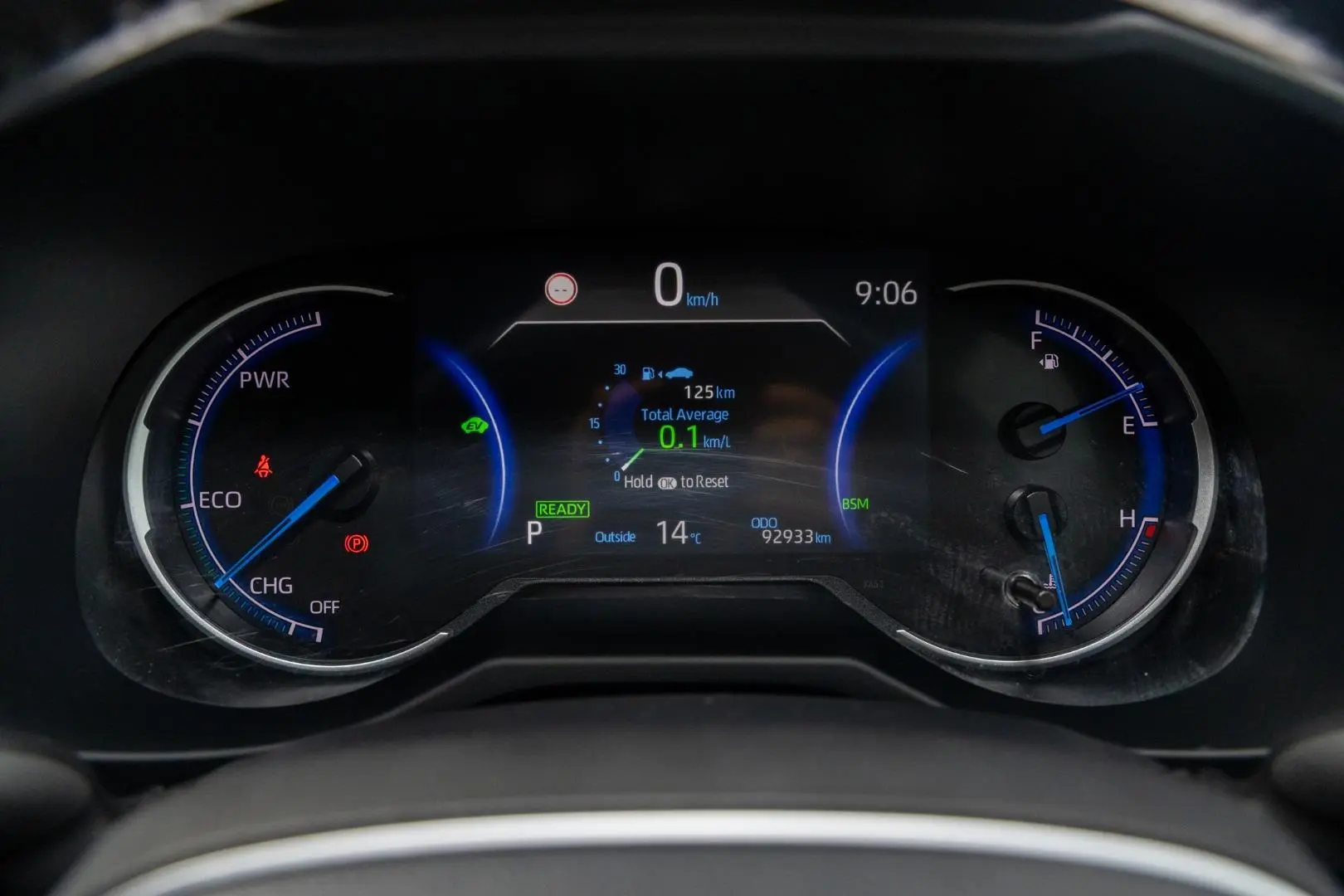 2022 Toyota RAV4 Gallery Image 13