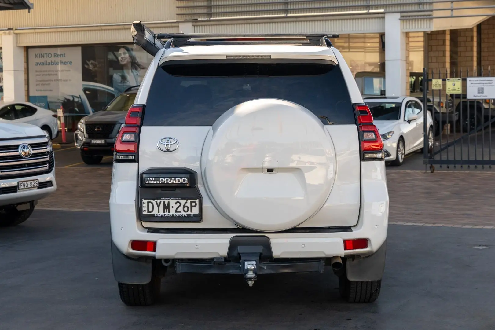 2018 Toyota Landcruiser Prado Gallery Image 4