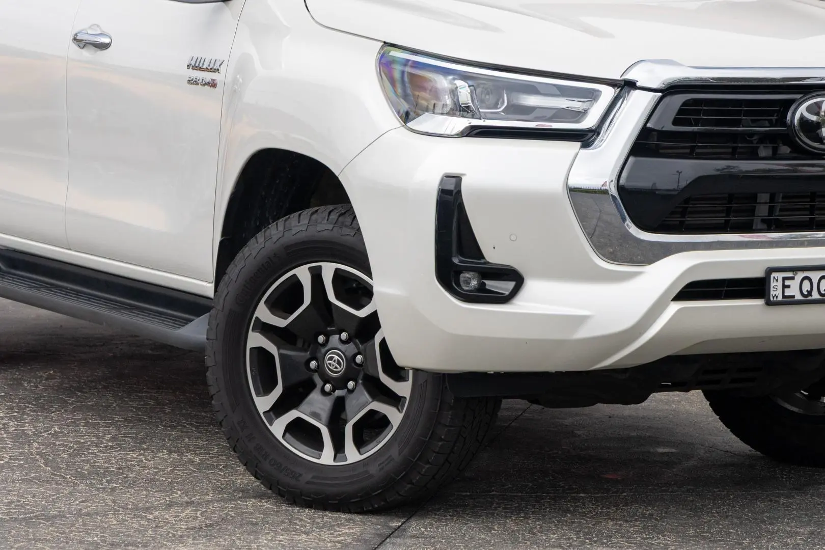 2021 Toyota Hilux Gallery Image 6