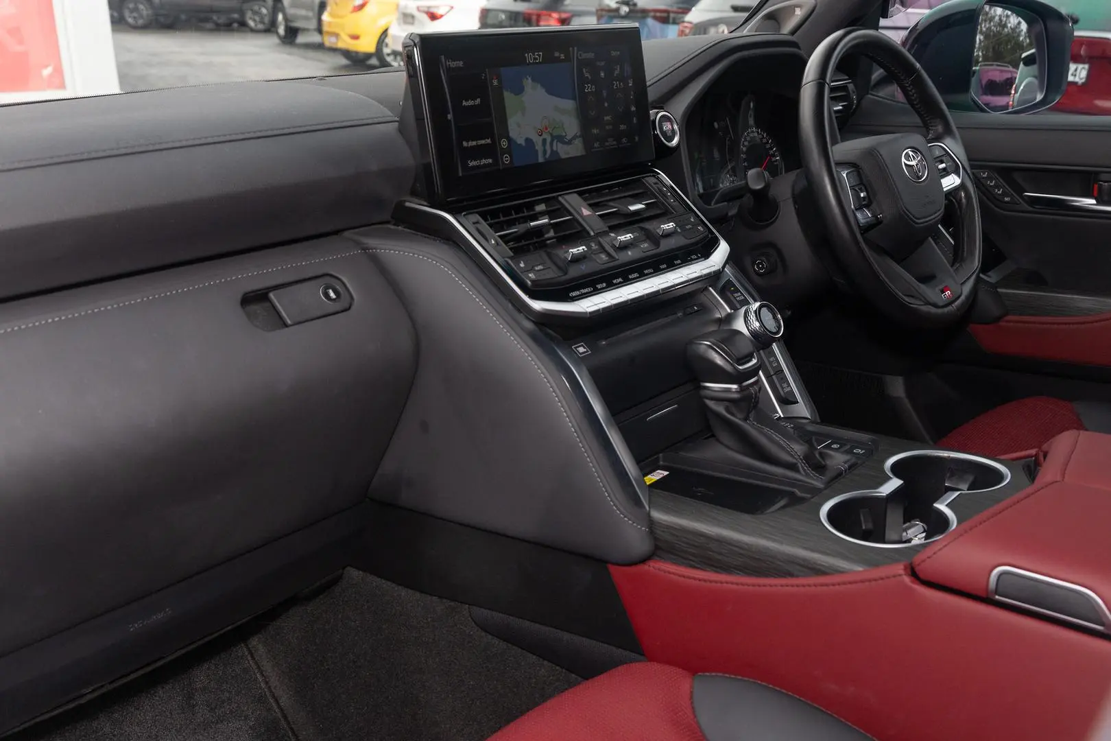 2022 Toyota Landcruiser Gallery Image 9