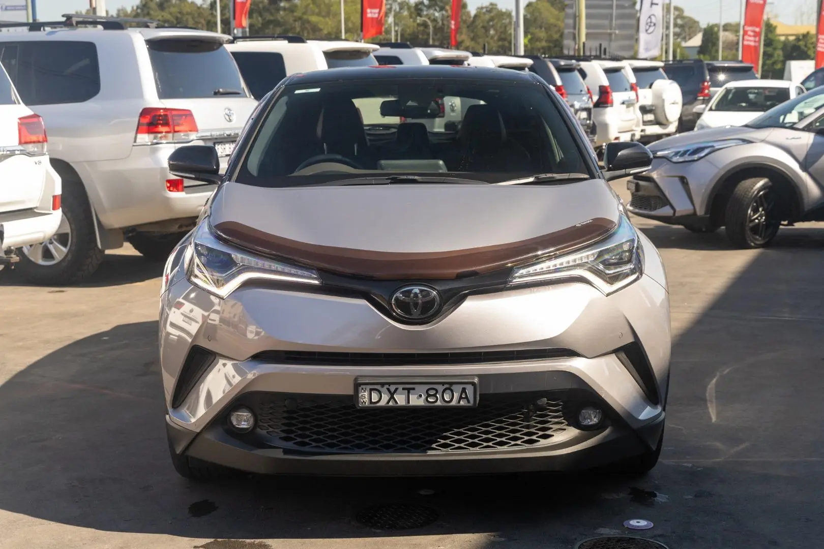 2018 Toyota C-HR Gallery Image 4