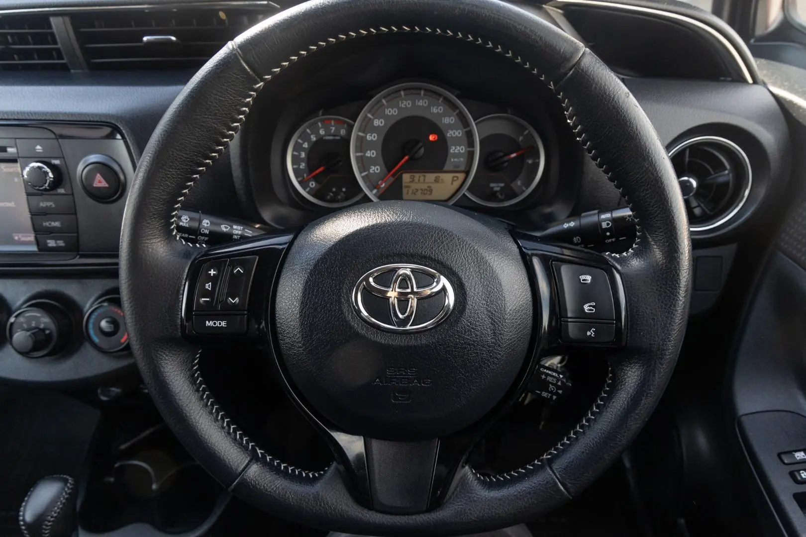2018 Toyota Yaris Gallery Image 10