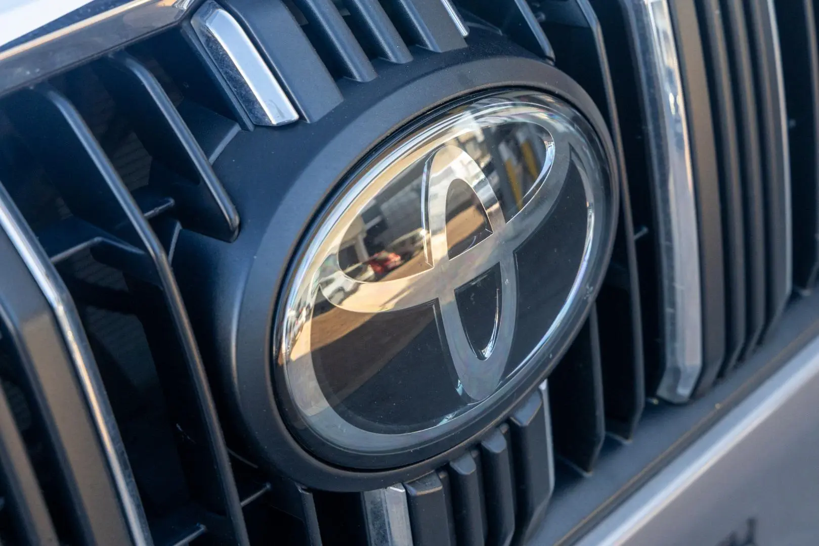 2023 Toyota Landcruiser Prado Gallery Image 20