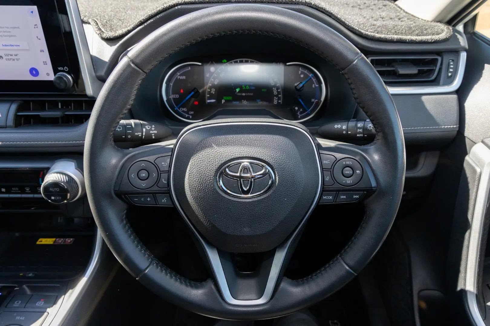 2024 Toyota RAV4 Gallery Image 10