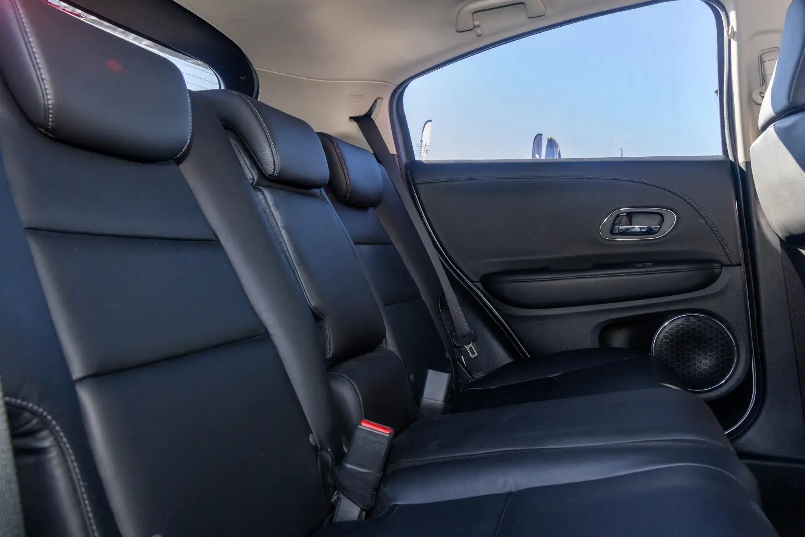 2016 Honda HR-V Gallery Image 9