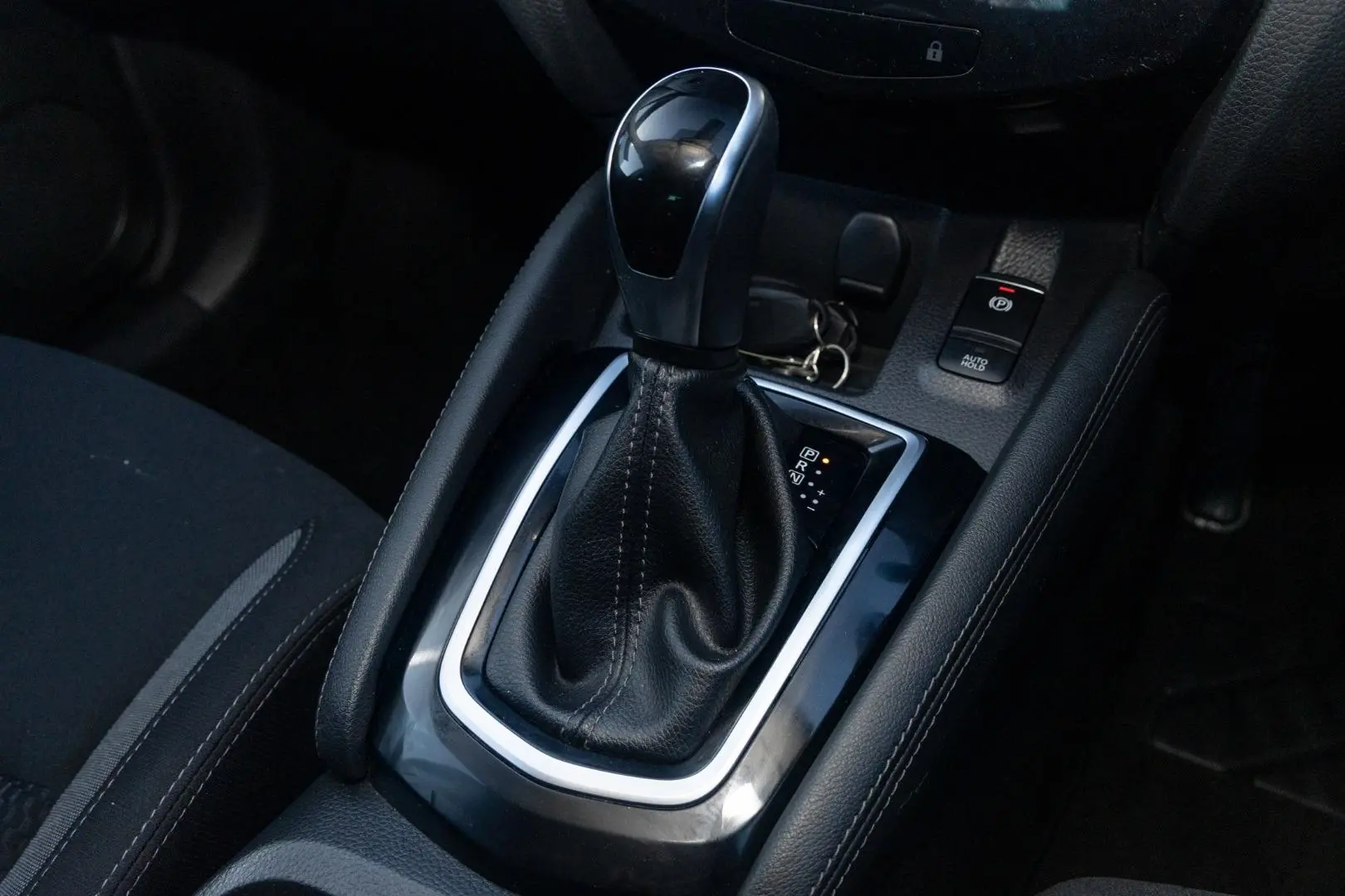 2017 Nissan QASHQAI Gallery Image 16