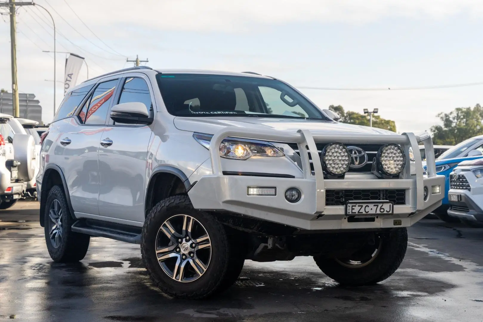 2018 Toyota Fortuner Gallery Image 1