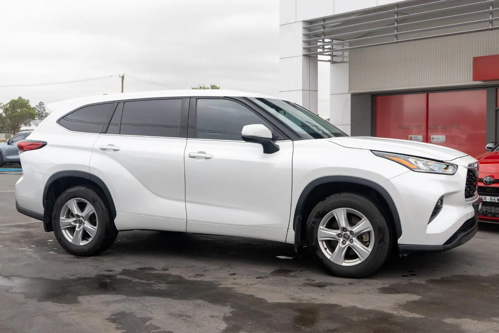 2022 Toyota Kluger Gallery Image 3