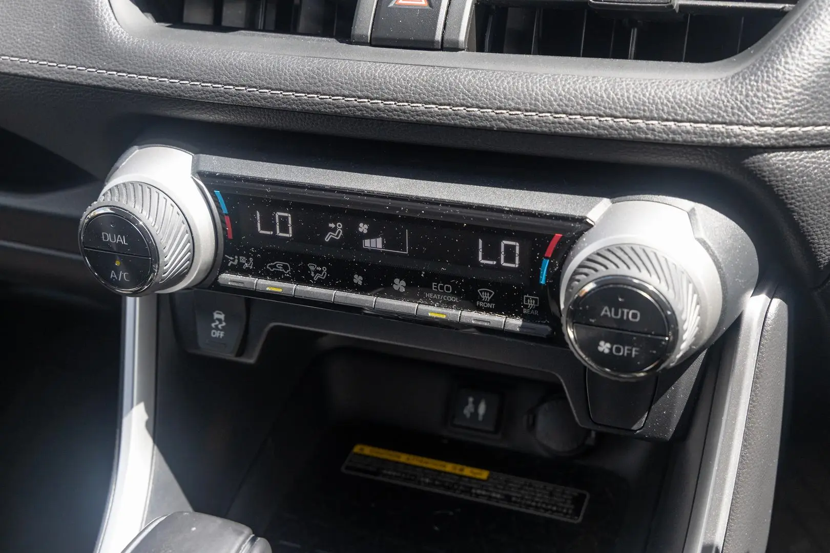 2019 Toyota RAV4 Gallery Image 16