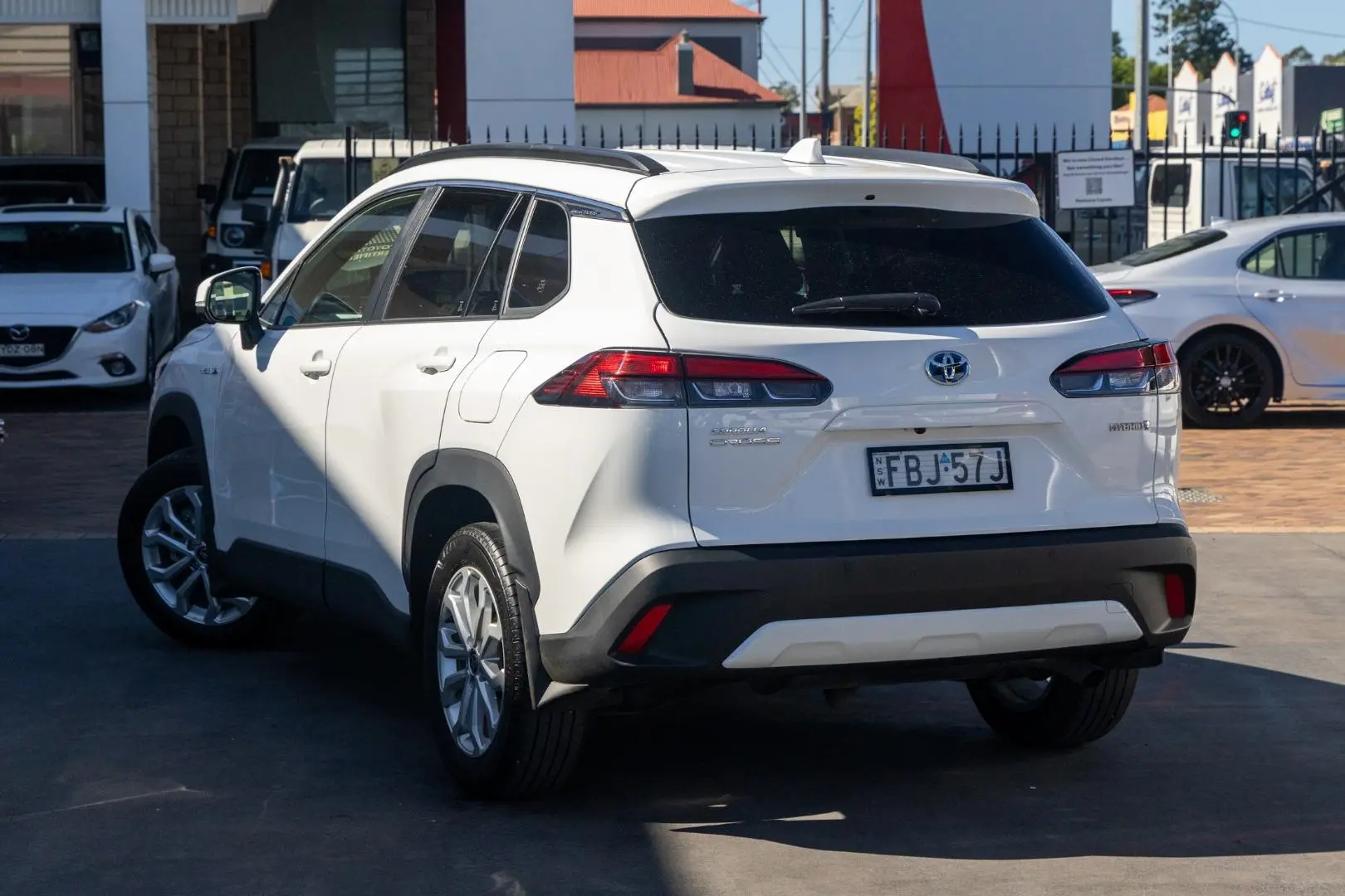 2023 Toyota Corolla Cross Gallery Image 2
