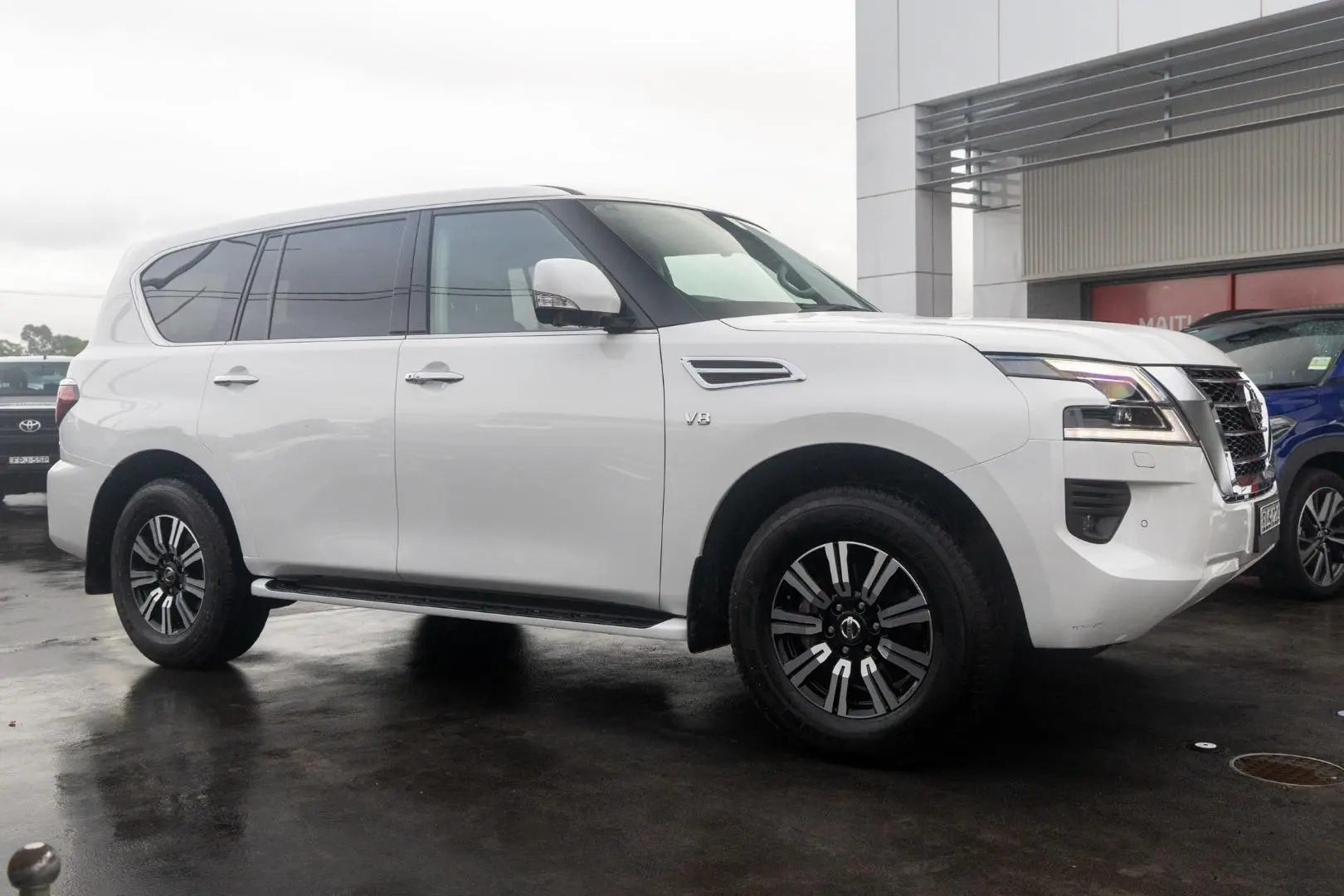 2020 Nissan Patrol Gallery Image 3