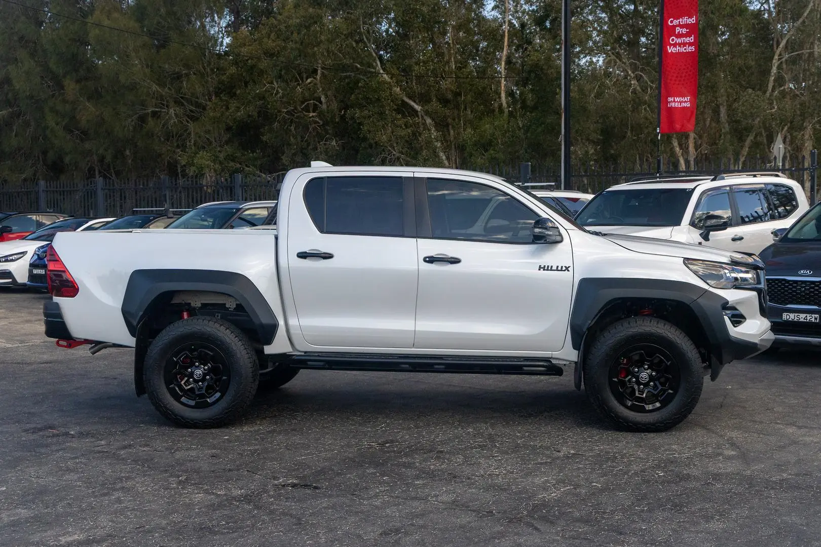 2024 Toyota Hilux Gallery Image 3