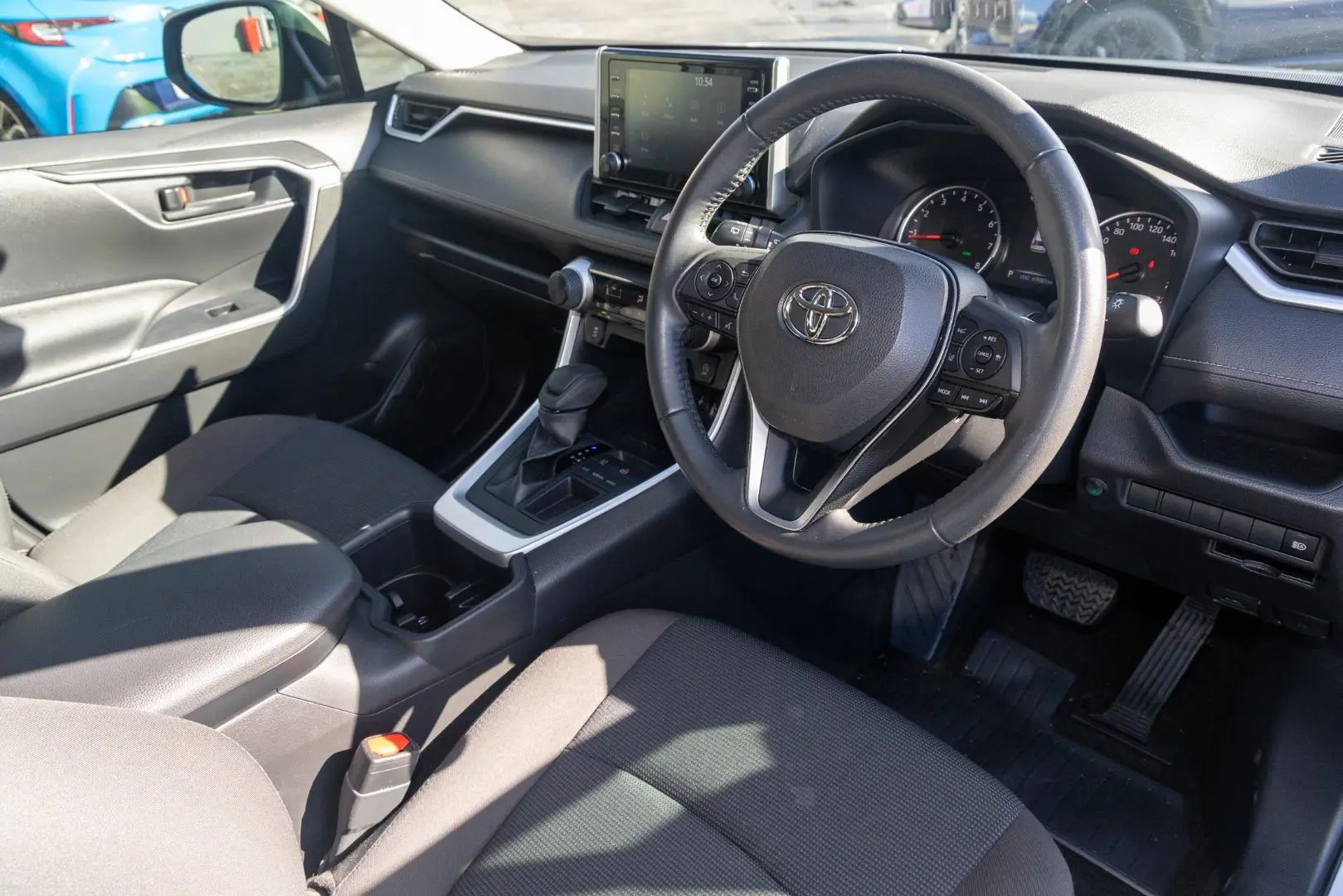 2022 Toyota RAV4 Gallery Image 7
