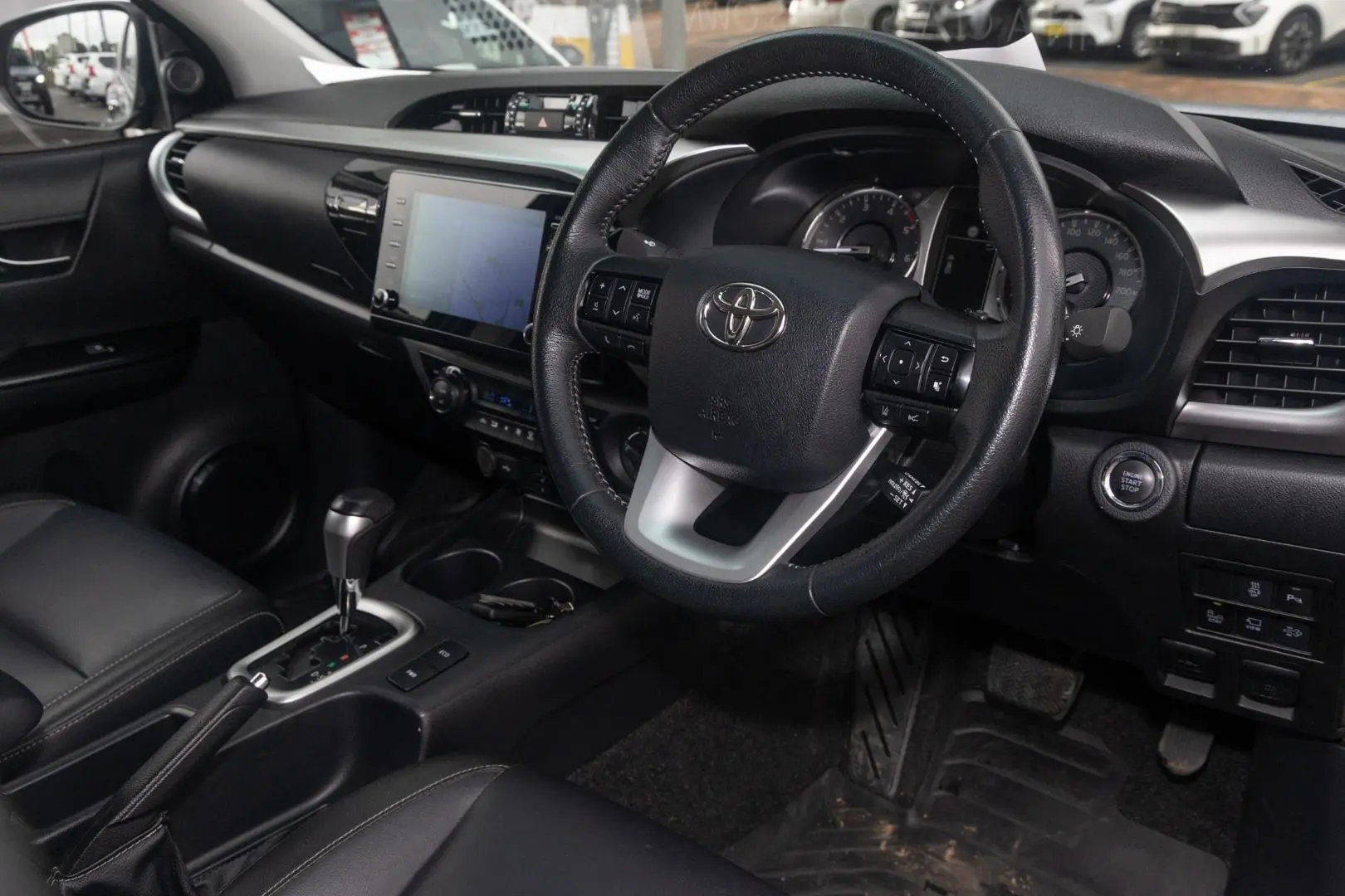 2023 Toyota Hilux Gallery Image 7