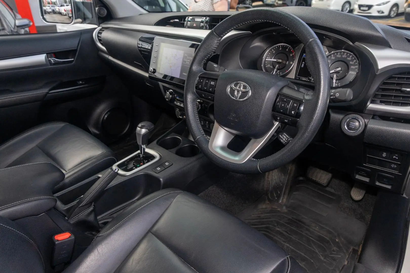 2020 Toyota Hilux Gallery Image 6