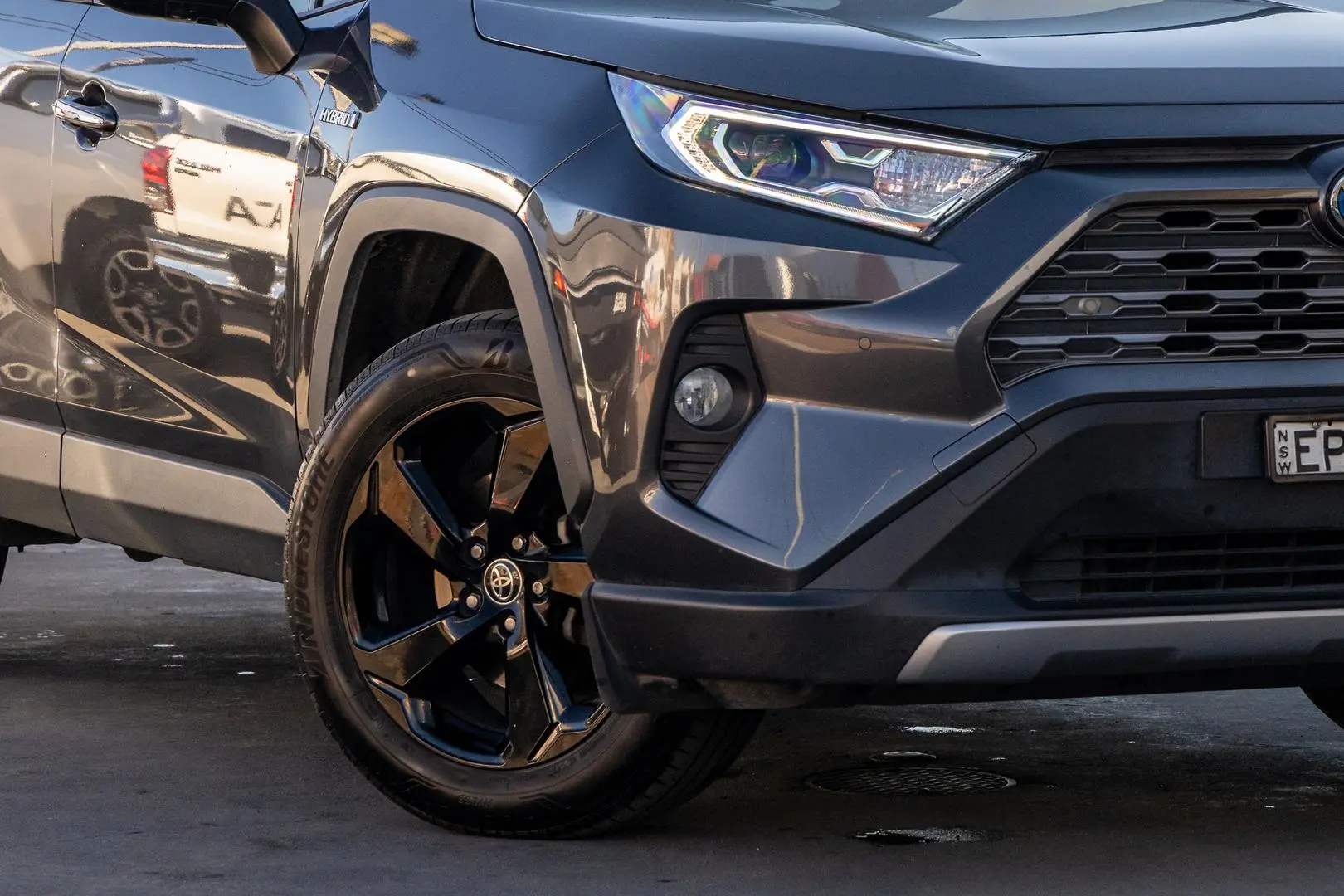 2021 Toyota RAV4 Gallery Image 6