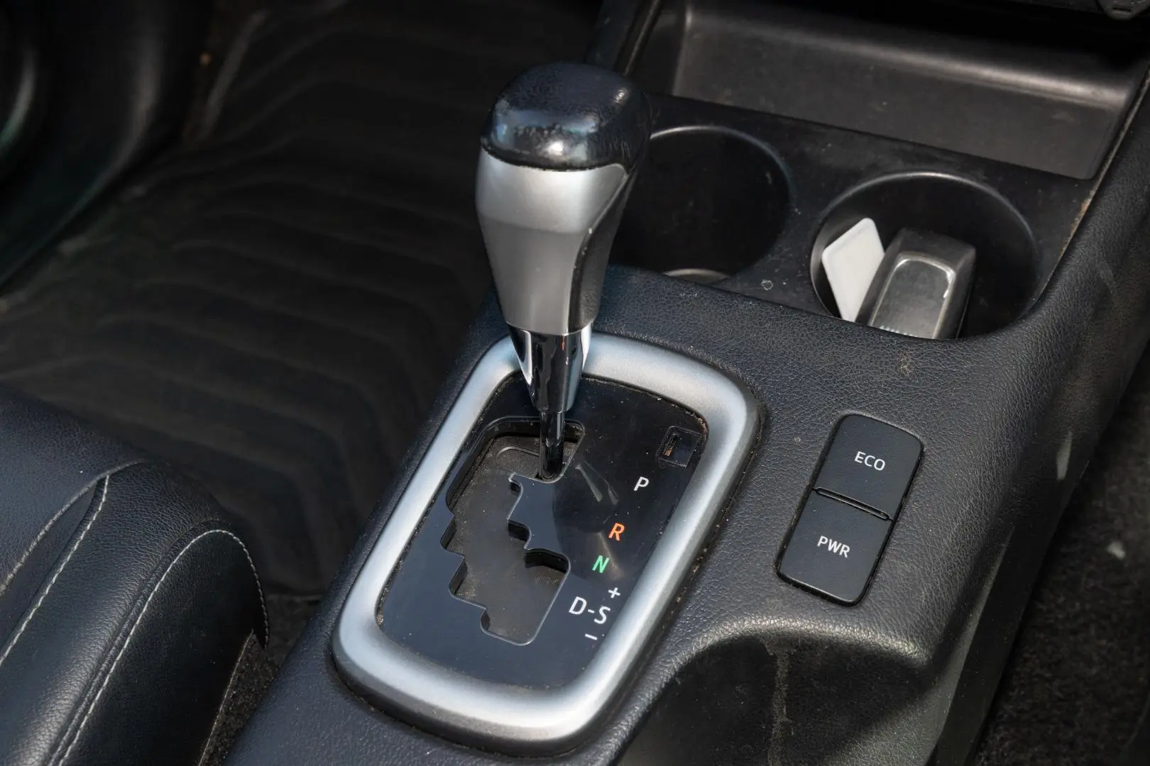 2023 Toyota Hilux Gallery Image 17