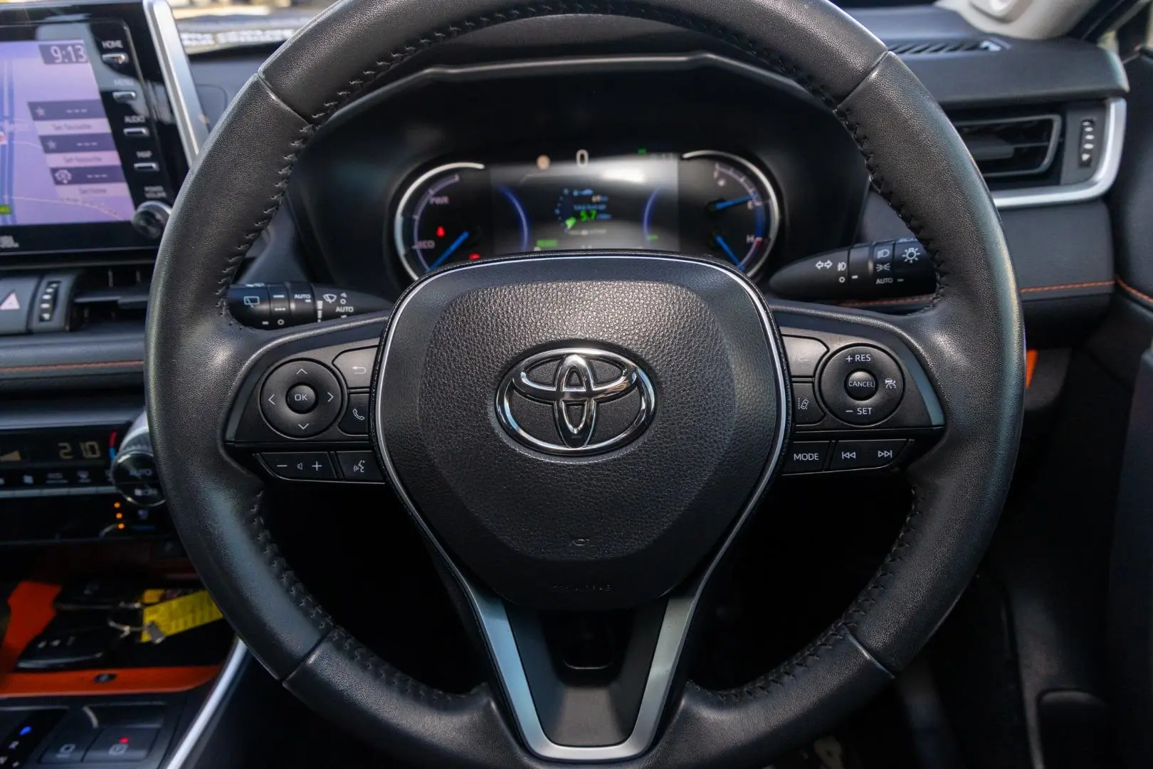 2022 Toyota RAV4 Gallery Image 10