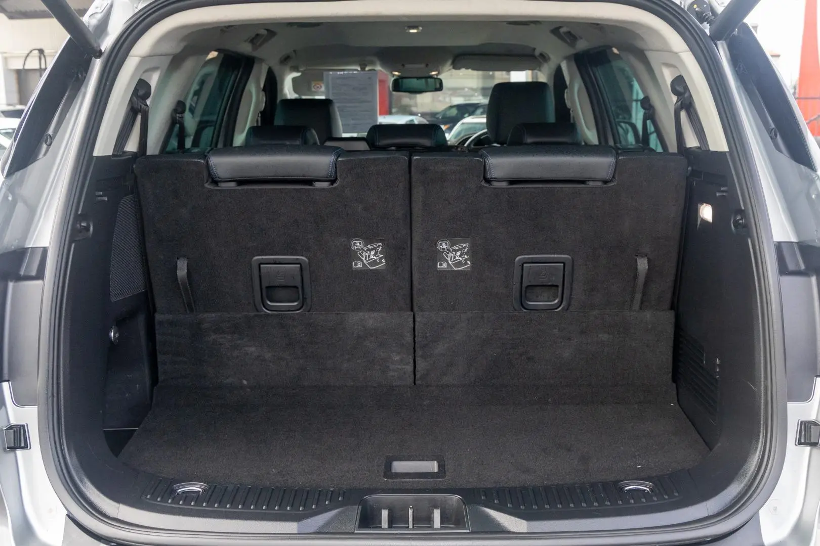 2022 Ford Everest Gallery Image 19