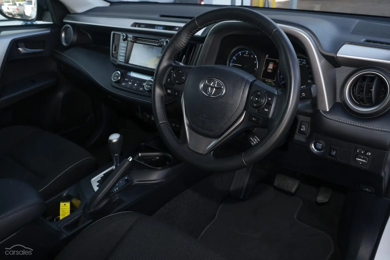 2019 Toyota RAV4 Image 7