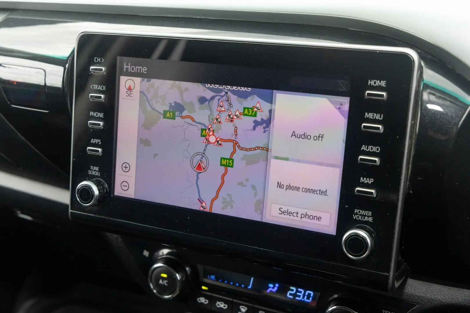 2021 Toyota Hilux Gallery Image 14