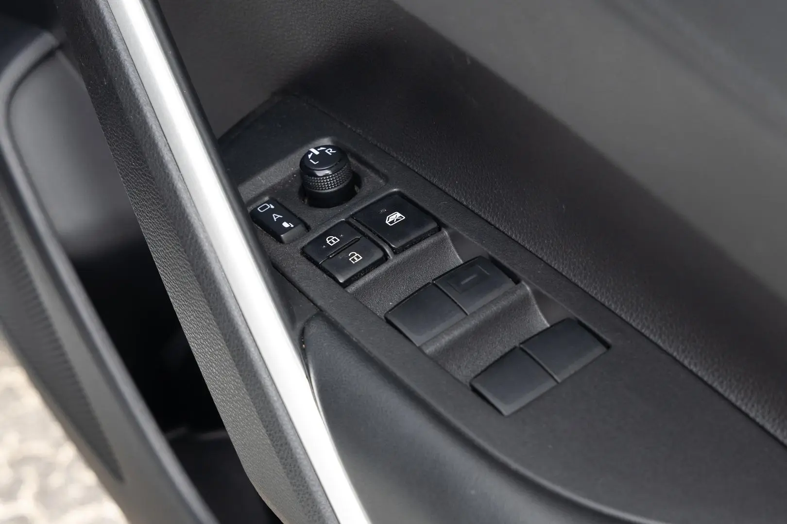 2022 Toyota Corolla Cross Gallery Image 18