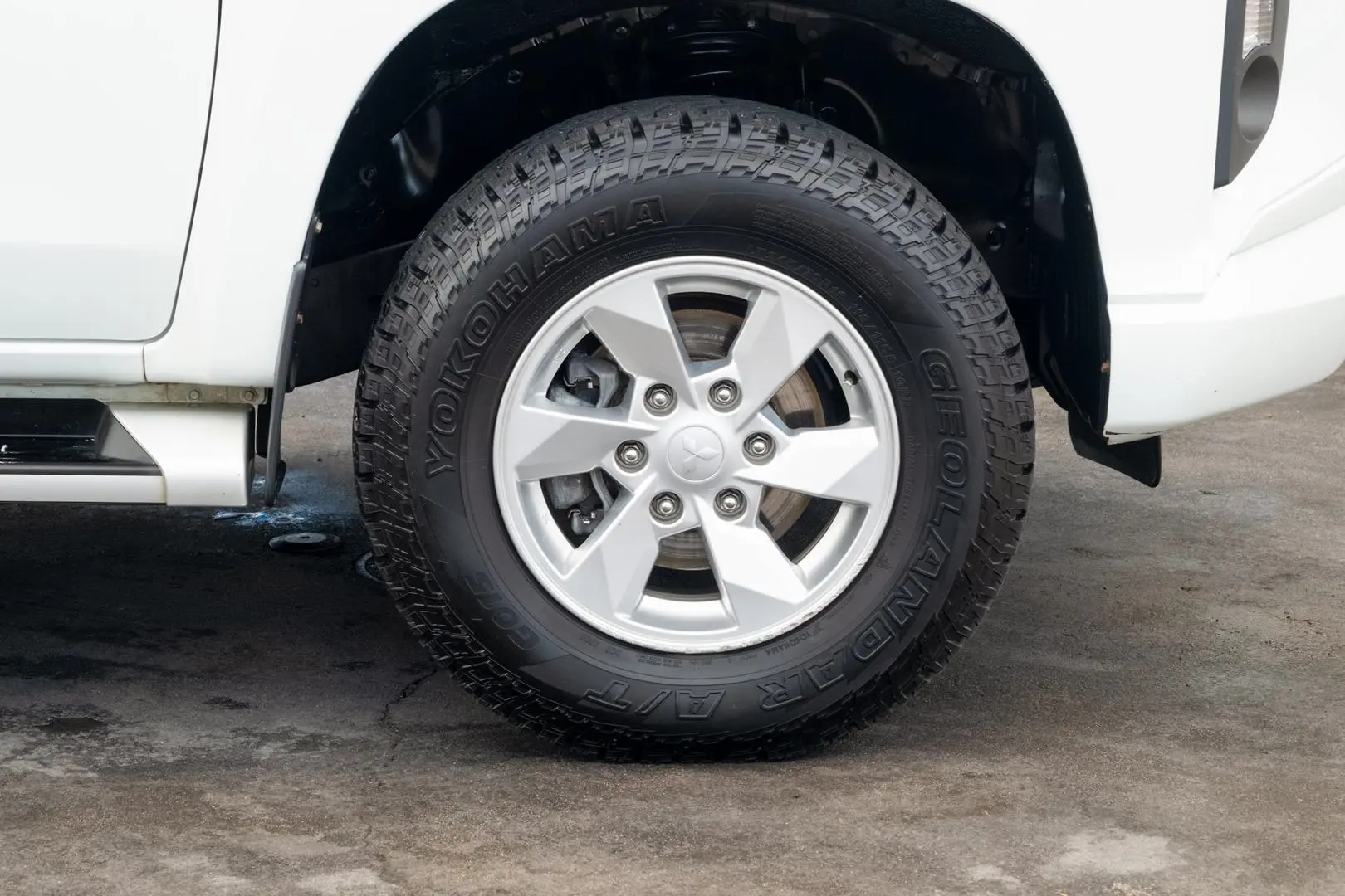 2021 Mitsubishi Triton Gallery Image 20