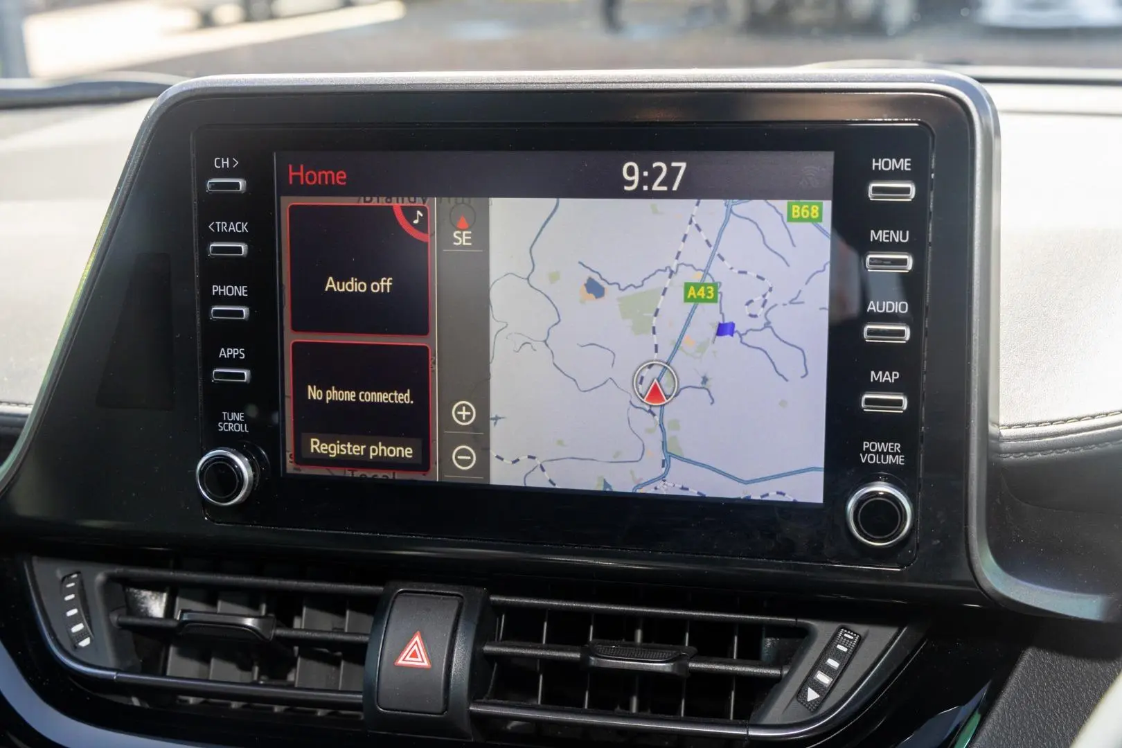 2023 Toyota C-HR Gallery Image 14