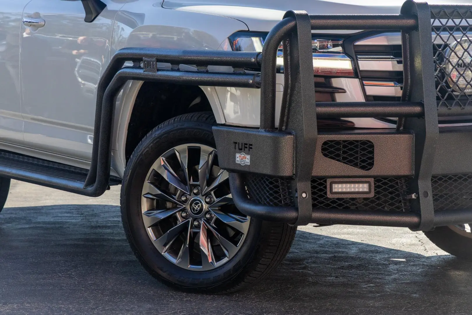 2022 Toyota Landcruiser Gallery Image 6