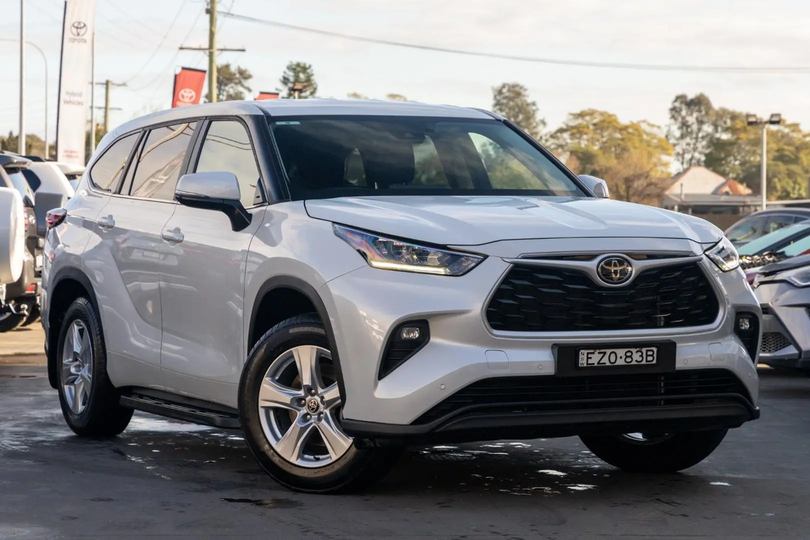 2023 Toyota Kluger Gallery Image 1