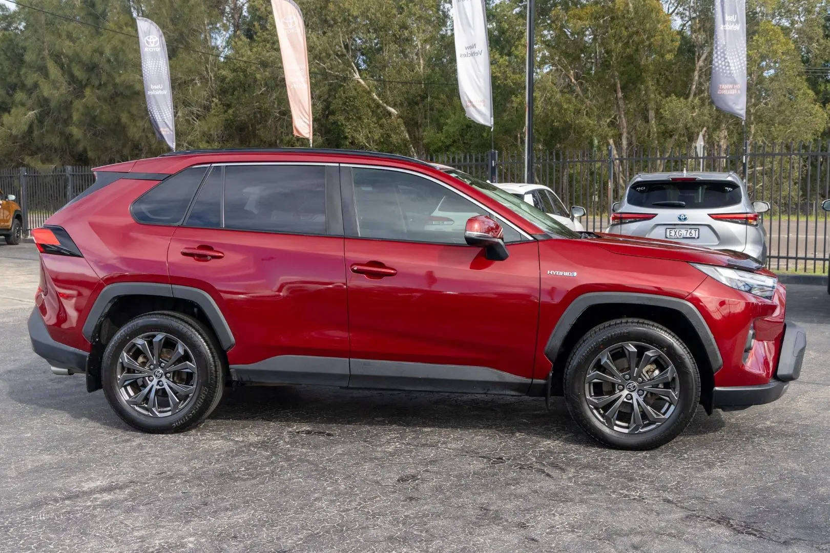 2023 Toyota RAV4 Gallery Image 3