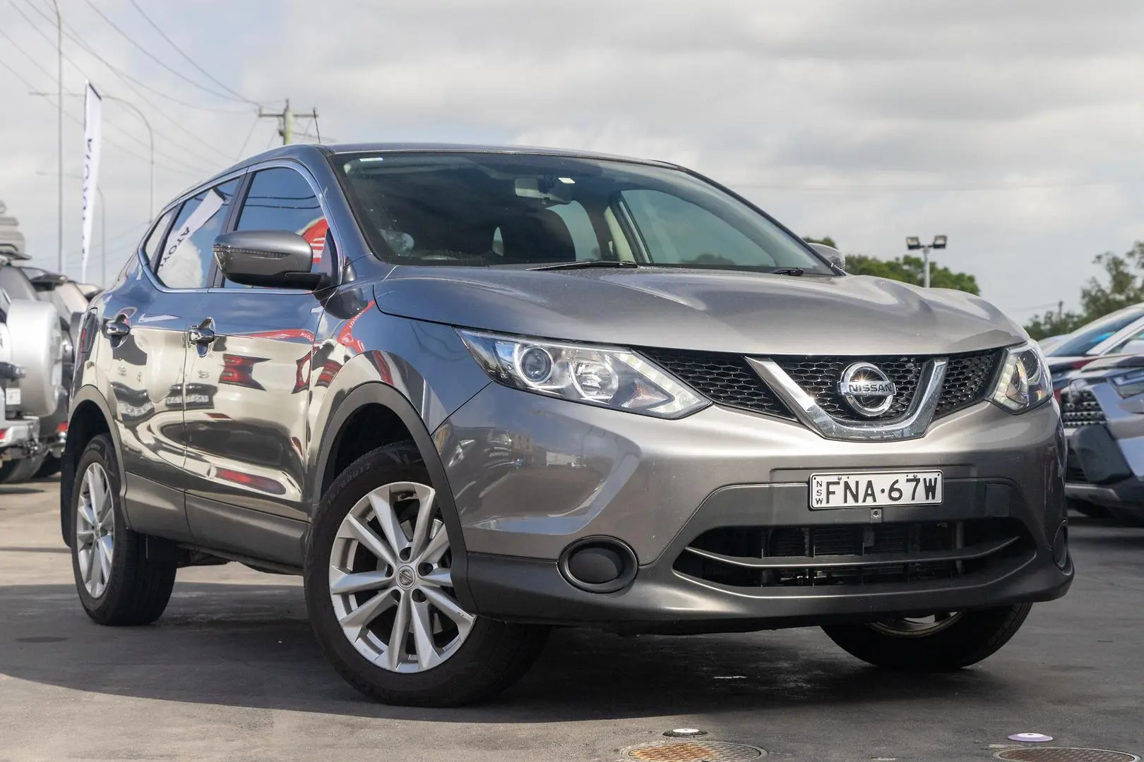 2016 Nissan Qashqai Gallery Image 1