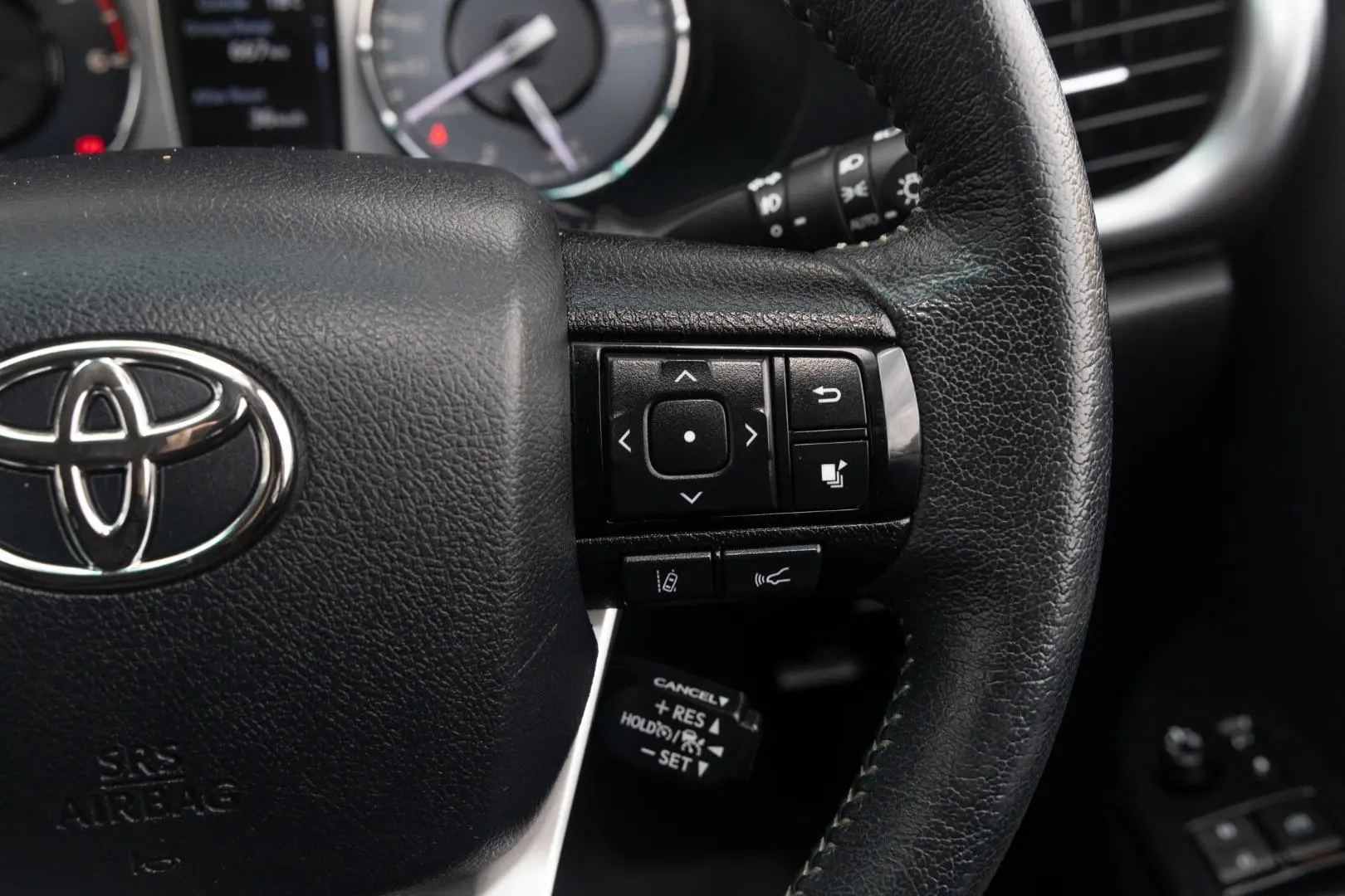 2022 Toyota Hilux Gallery Image 12