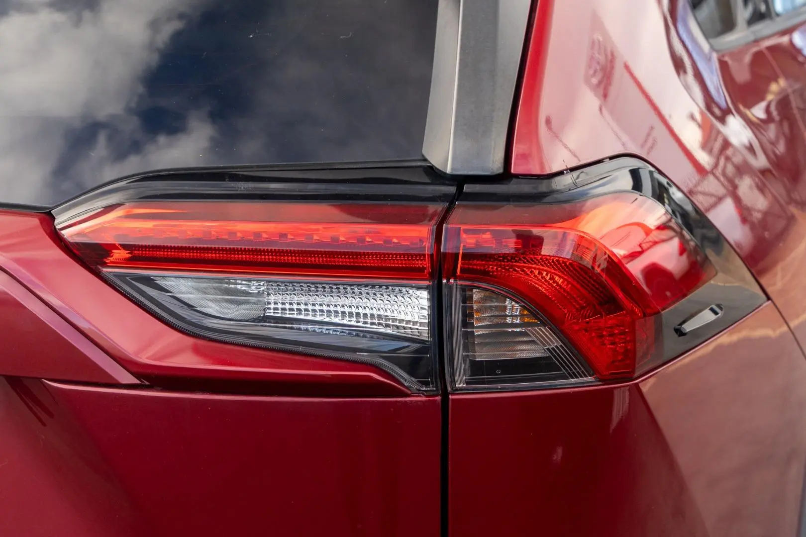 2020 Toyota RAV4 Gallery Image 20