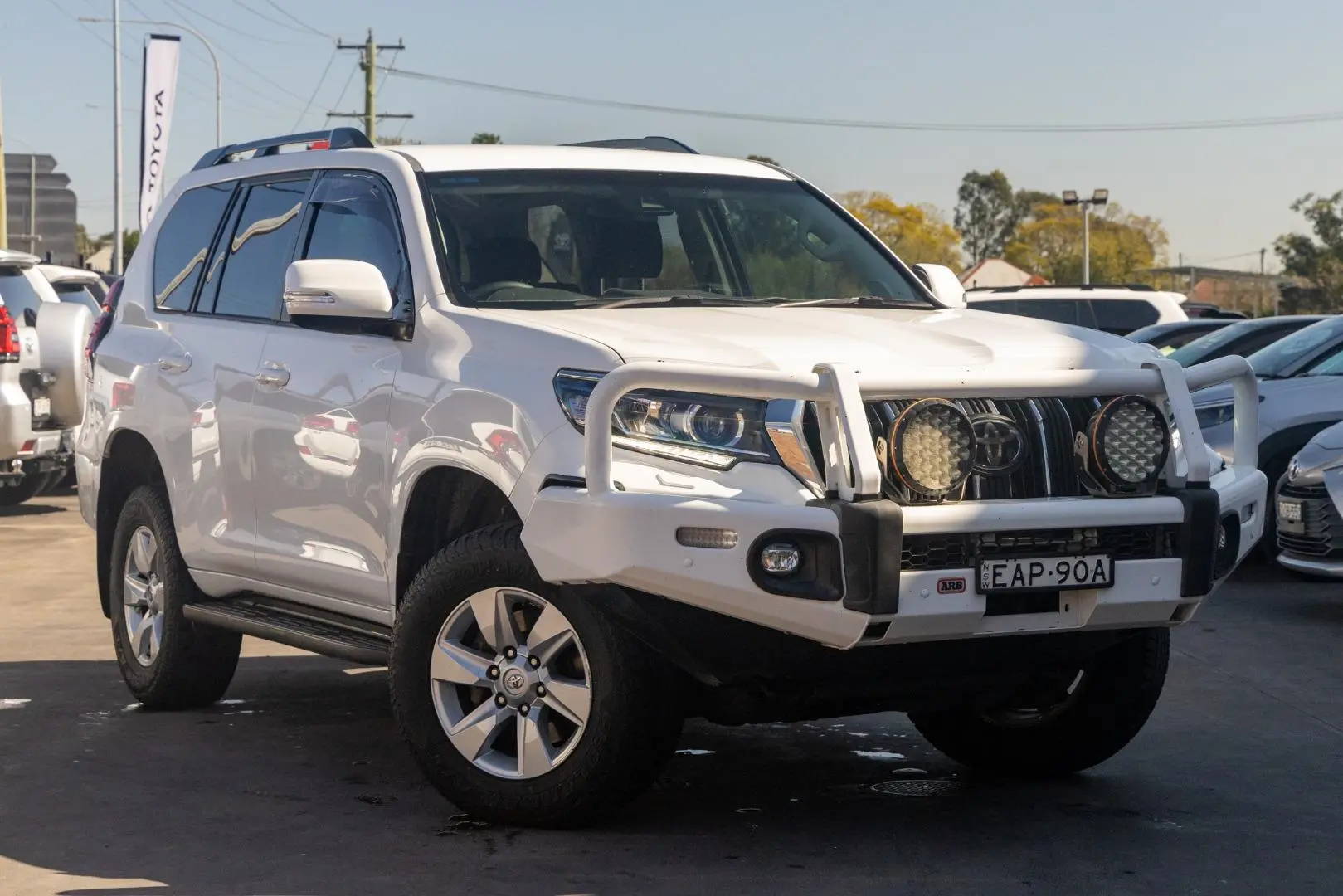 2019 Toyota Landcruiser Prado Gallery Image 1